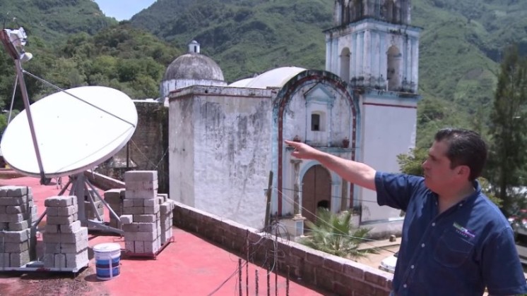 Satellite equipment brings mobile banking to rural Mexico